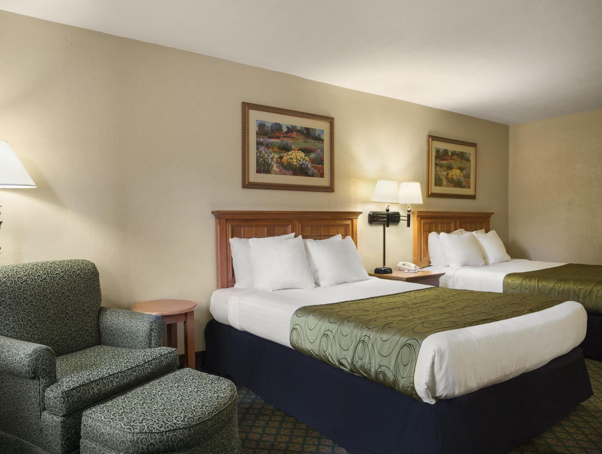 Days Inn & Suites By Wyndham Stuttgart Екстер'єр фото